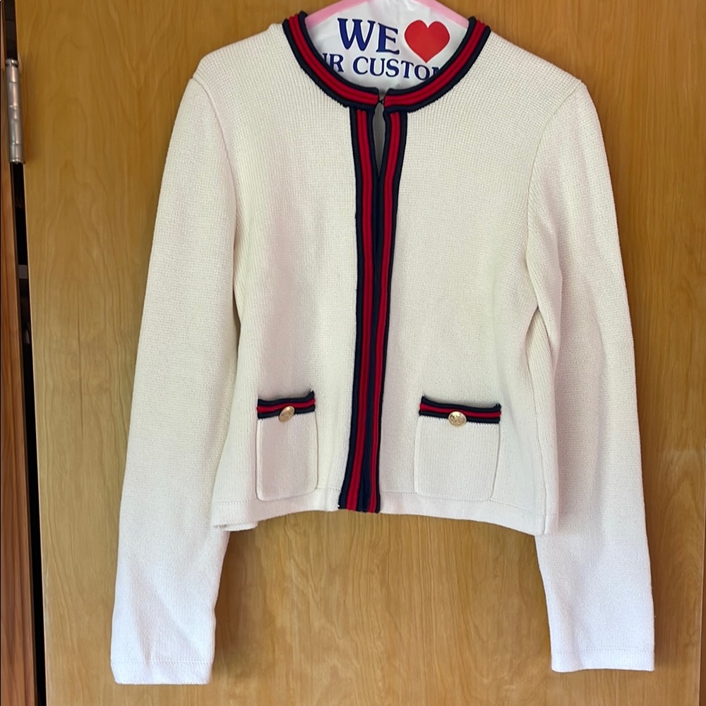Chic Cream Lady Jacket with Red and Navy Trim